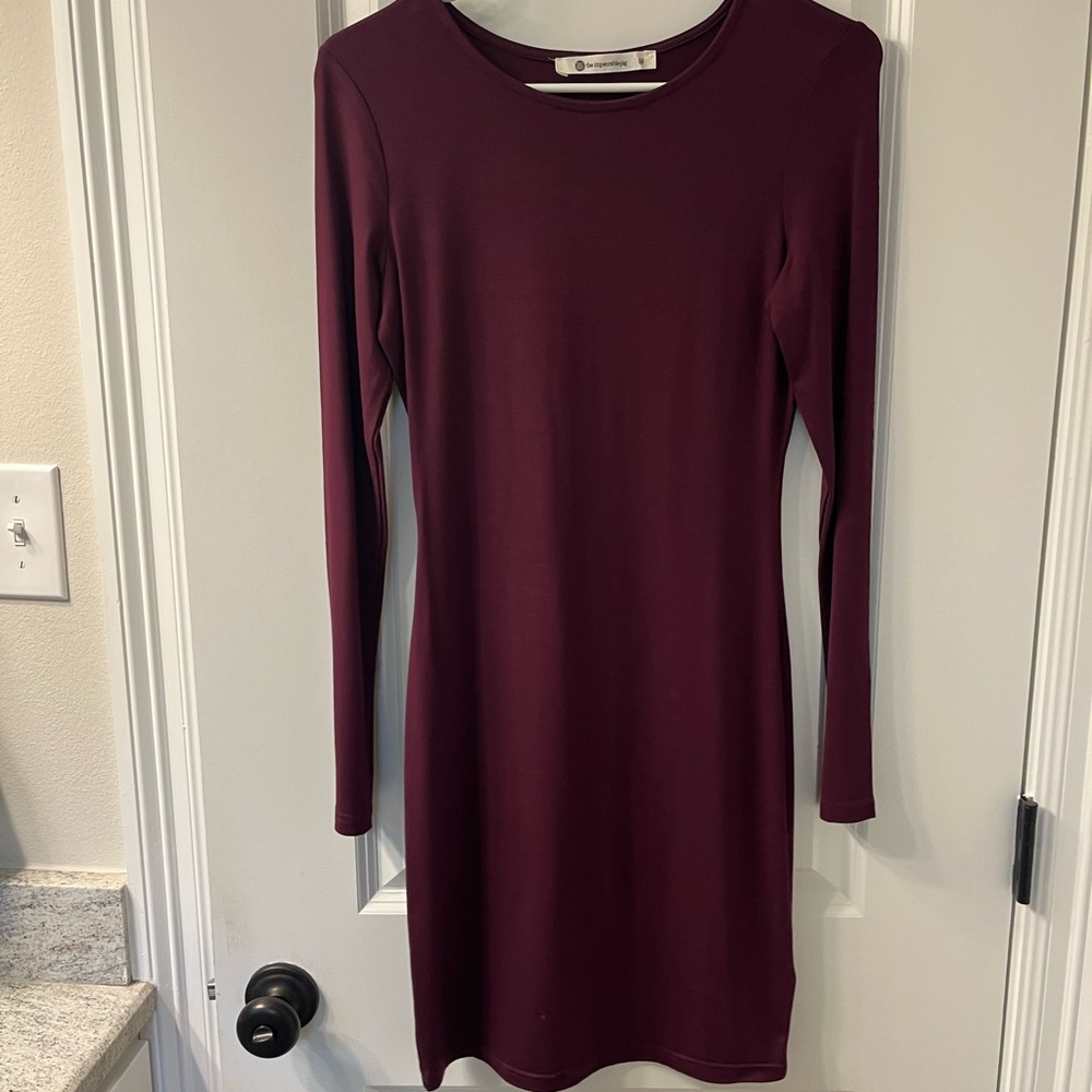 Elegant Burgundy Long Sleeve Dress
